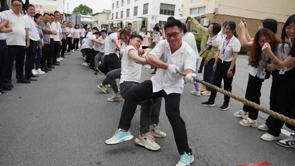 美涂士520愛(ài)心日暨運(yùn)動(dòng)月開(kāi)幕式圓滿成功！